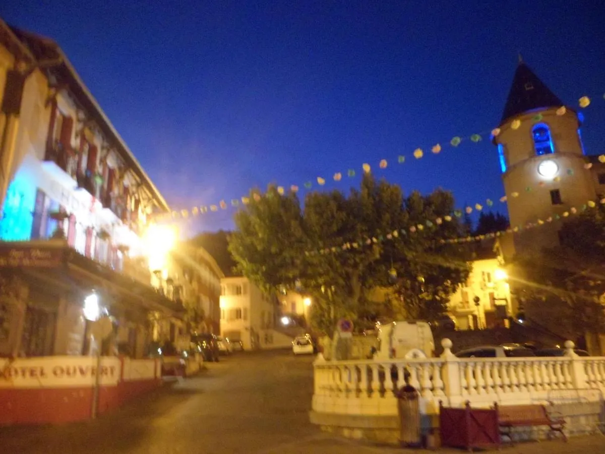 Le Moderne Veynes - Location D'Appartements A La Nuitee 3*,  France
