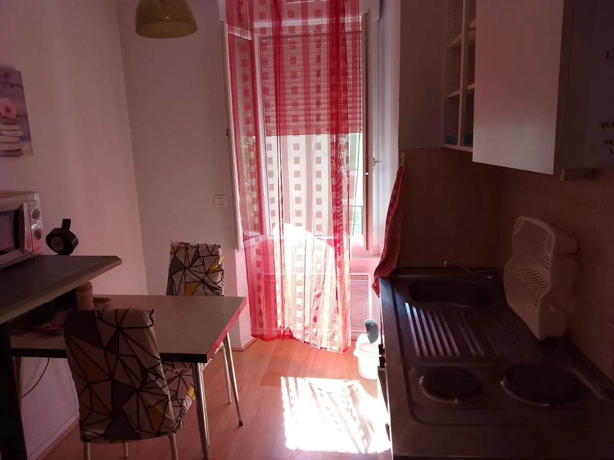 Le Moderne Veynes - Location D'Appartements A La Nuitee France